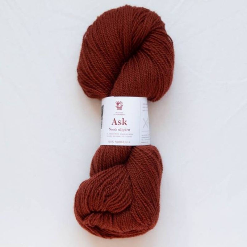 Ask - Rødbrun