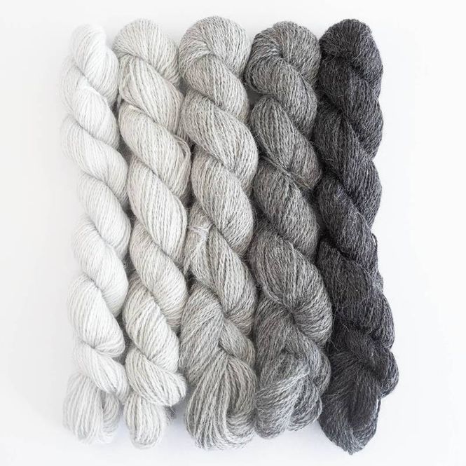 Hovedbilde Babyalpaca minis - Shades of grey